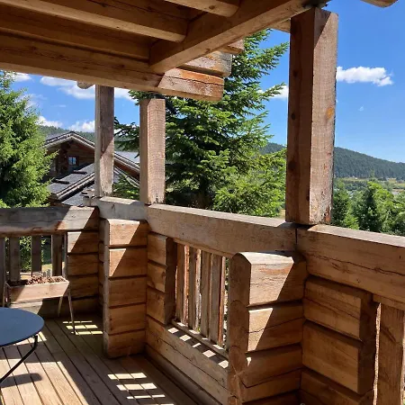 Chalet Les Coeurs De Bolquere. *