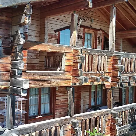 Les Coeurs De Bolquere. Chalet *