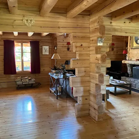 Les Coeurs De Bolquere. בקתה Bolquère